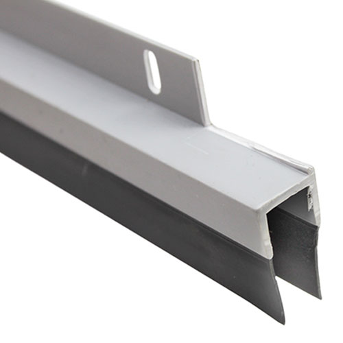 Kolpak KLP60114-2565 1-1/2" High Door Sweep W/ Bracket, 36-11/16" Long